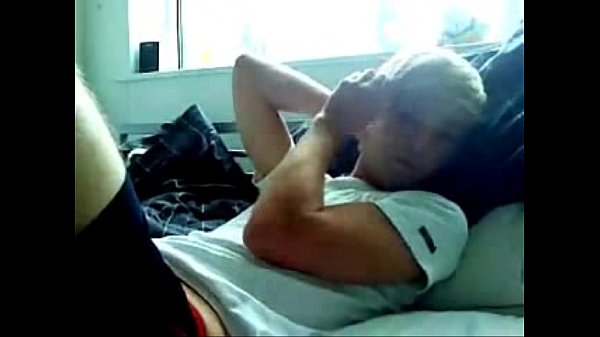 Ð‘Ð»Ð¾Ð½Ð´Ð¸Ð½Ñ‡Ð¸Ðº Ð´Ñ€Ð¾Ñ‡Ð¸Ñ‚ xvid, amatur gay