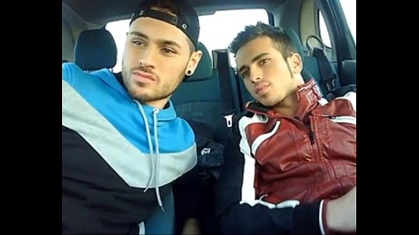 Cute guys sucking and kissing in the car, best homemade gay porn