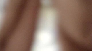 弟弟被幹到忍不住自己自慰射精 Asian teen be fucked and cum, real young Asian gay