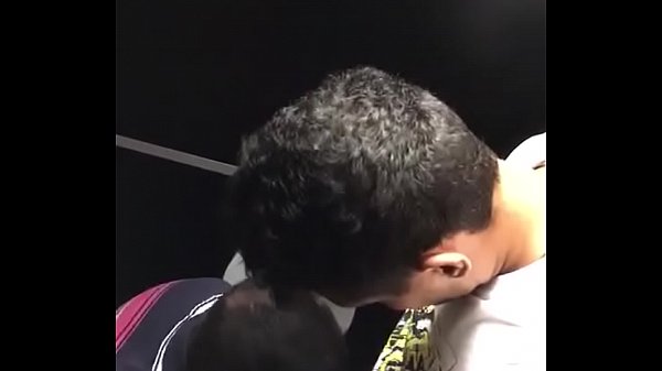 Flagra em shopping de Manaus 3/3, best gay porn amateur