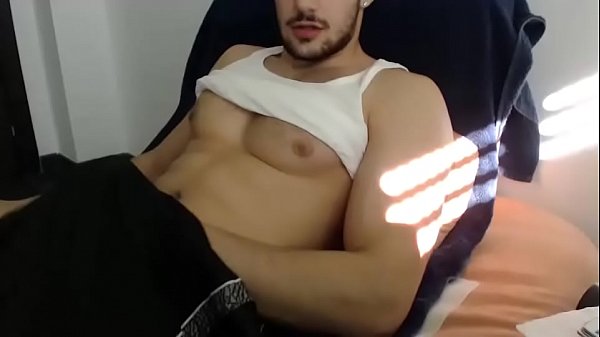 muscle gay videos www.collegegayporn.top