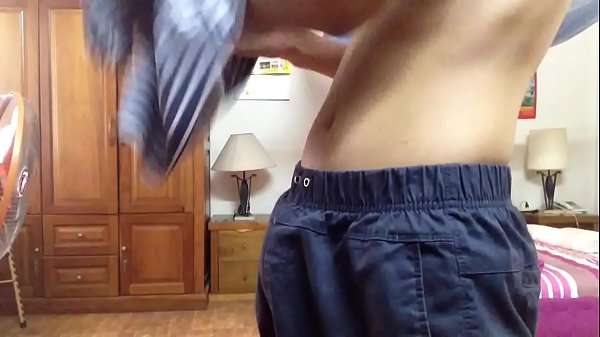 Nhịn cả ngày đi học