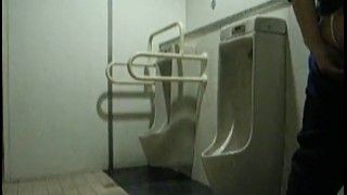 public toilet dildo3