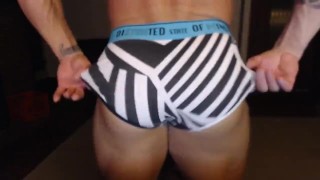 Verbal muscle hunk worship