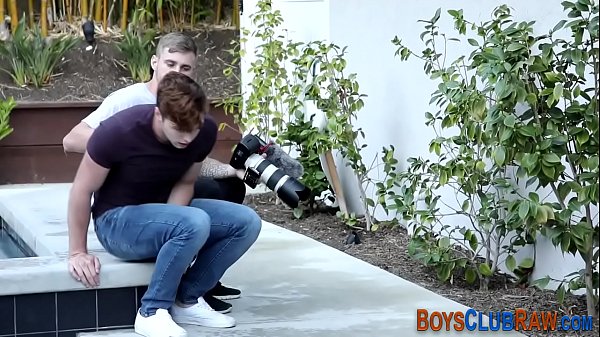 Amateur gay facialized