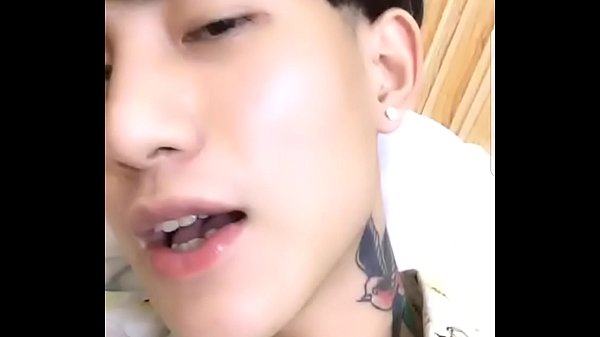 Bot trắng nõn nà