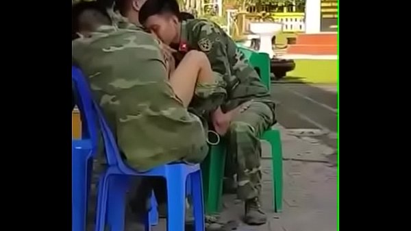 Đi bộ đội sướng lắm… ..