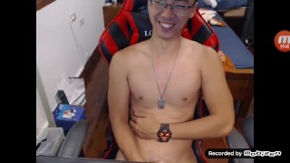 露出小頭射精的帥哥, anal gay young Asian