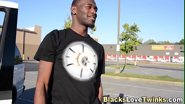 Hunk rides bbc for jizz