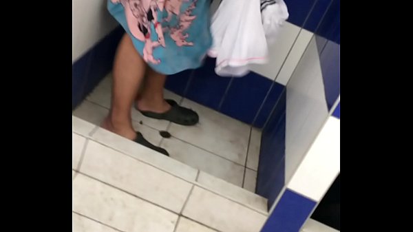 Peruanos ricos en vestuarios