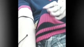 バスで露出オナニー