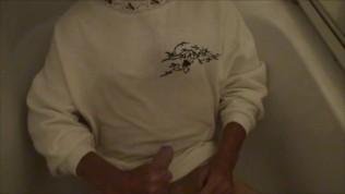 I piss on me and I ejaculate on me.wmv, real homemade gay