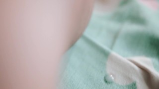 Asian Cute femboy cum with vibrator & moan hard