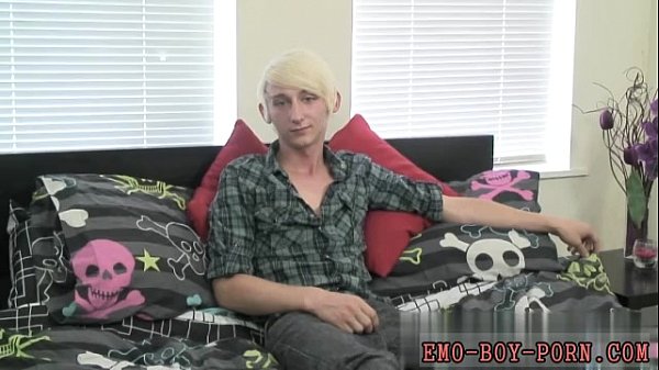 Film porno free gay old and young Hot northern stud Max returns this