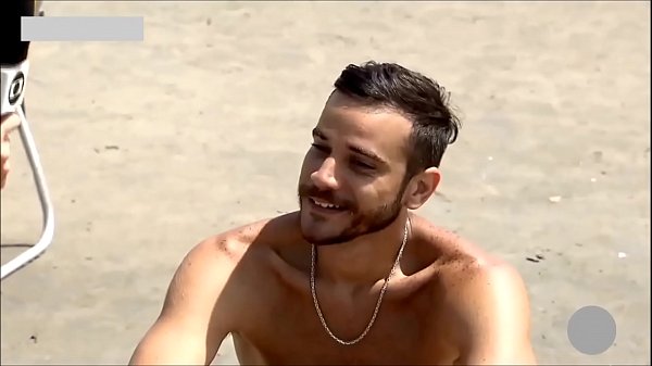 Renato bonitão de sunga