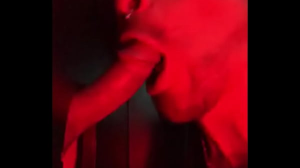 Blowjob  a Extraño en Glory hole