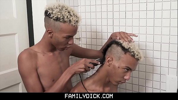 FamilyDick – Hot Identical Twins Jerk Off Side By Side