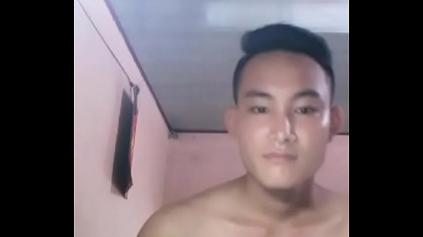 trai live stream khoe hàng phần 1